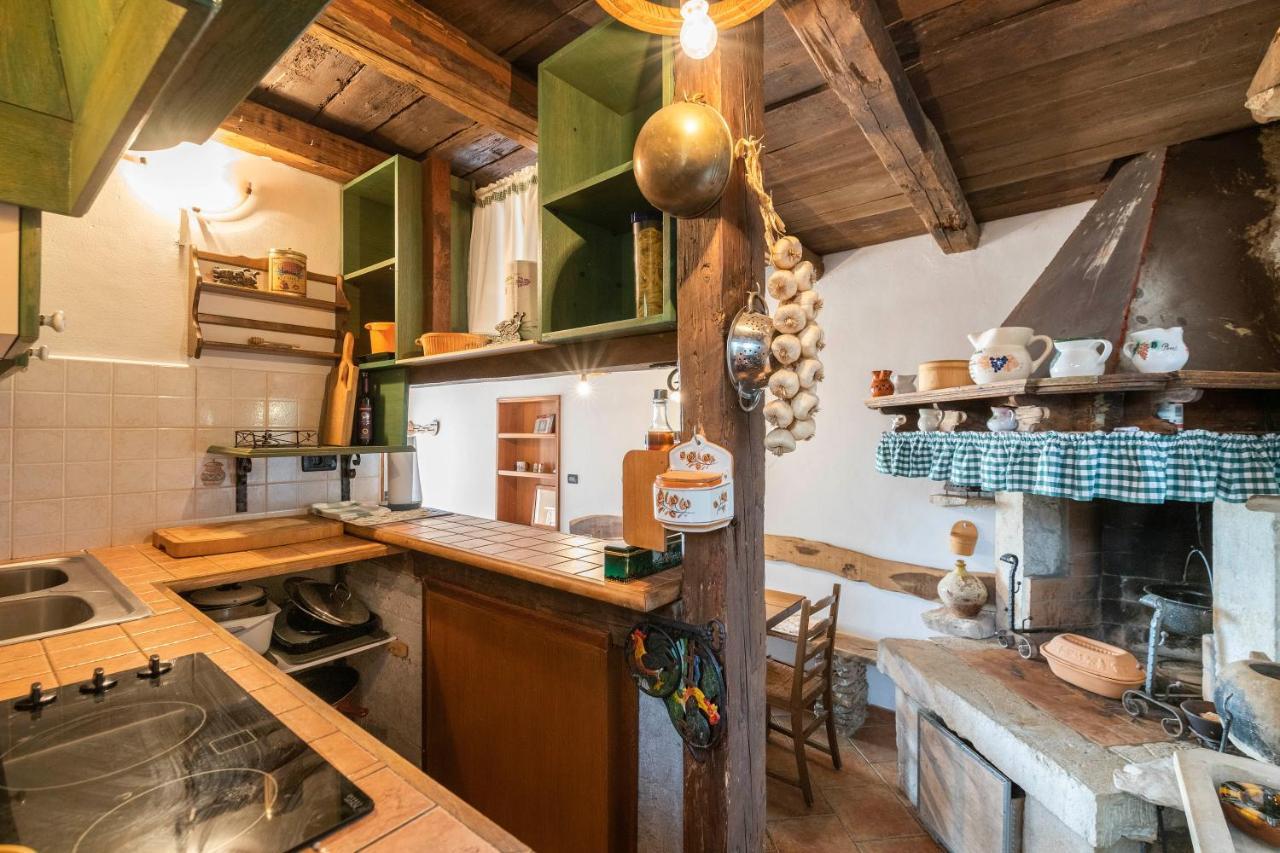 Villa Margerita Kastelir Luaran gambar