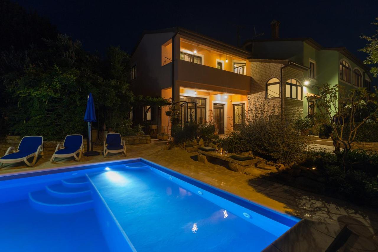 Villa Margerita Kastelir Luaran gambar