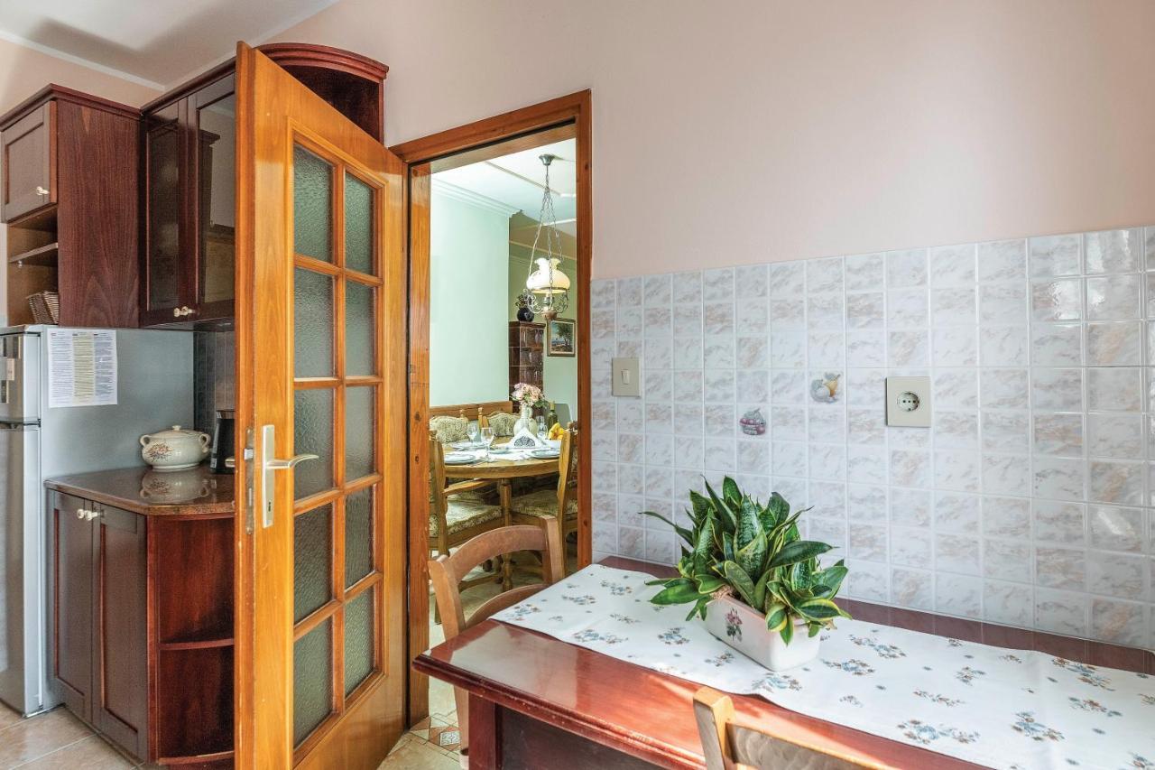 Villa Margerita Kastelir Luaran gambar