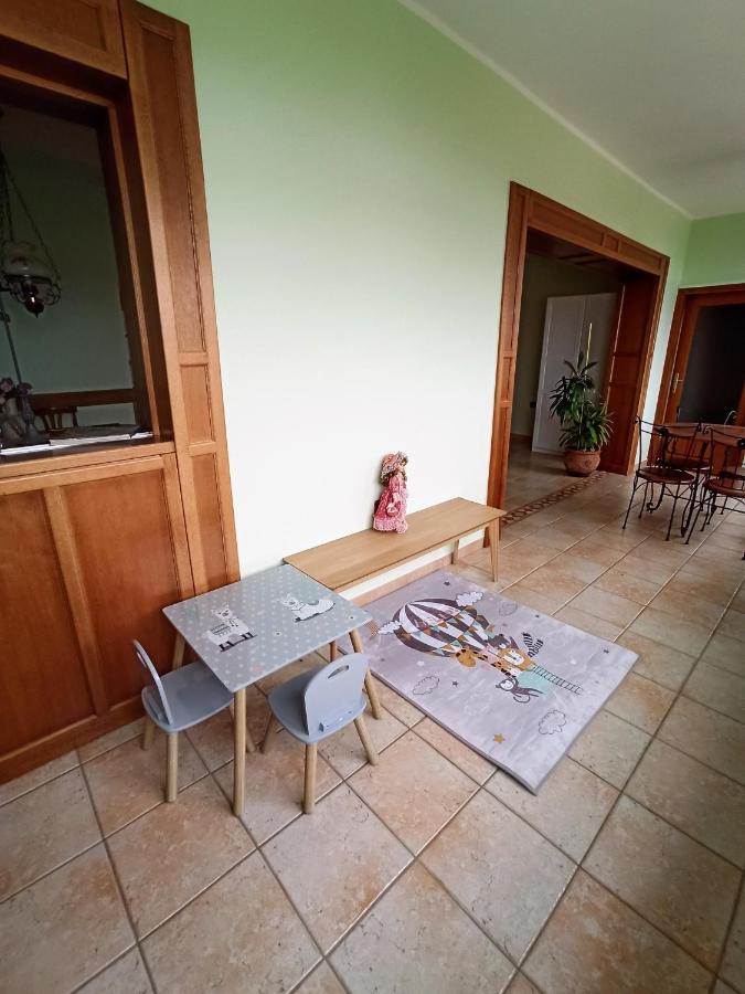 Villa Margerita Kastelir Luaran gambar