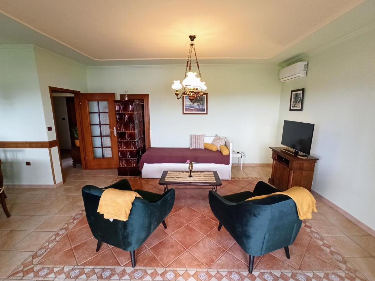 Villa Margerita Kastelir Luaran gambar